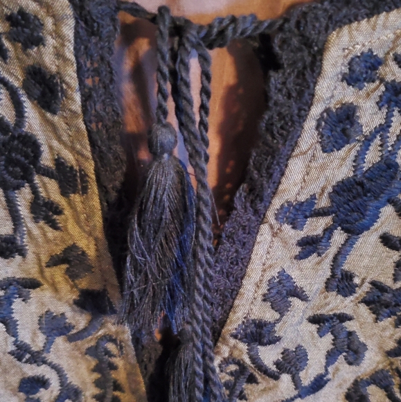 Impeccable Pig W M blouse - Picture 5 of 8